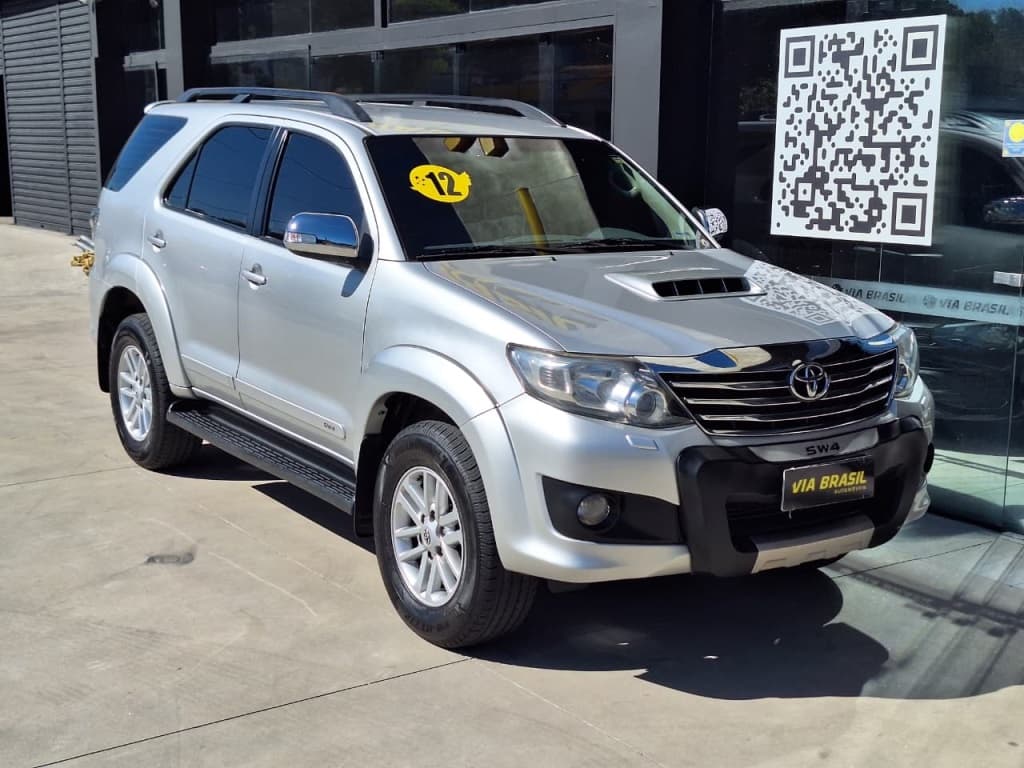 TOYOTA HILUX SW4 2012 — Motorz ABCD